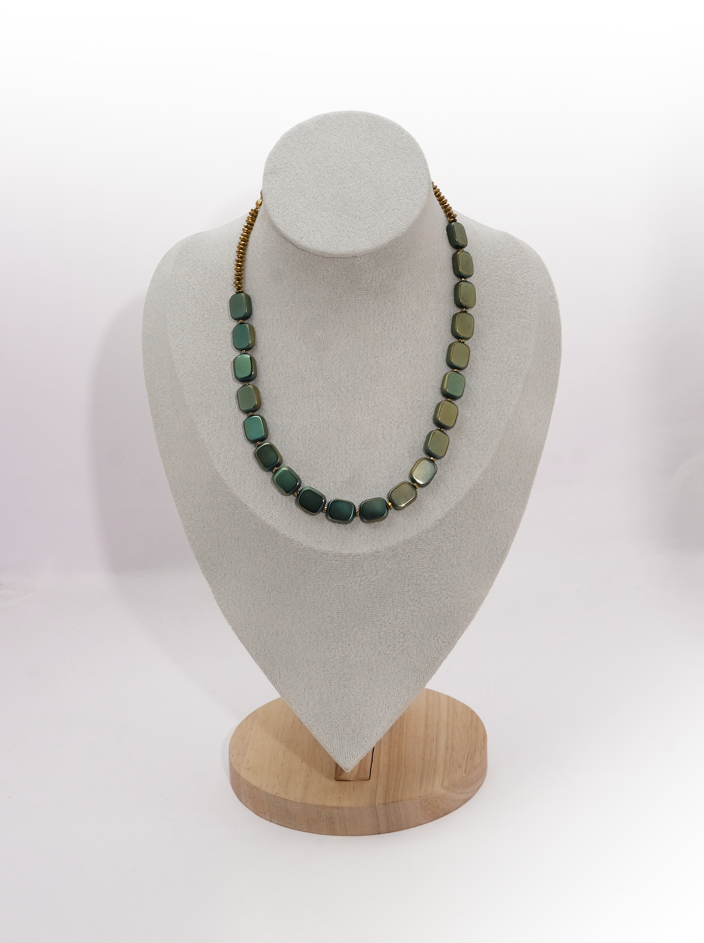 The Prism Reflection Necklace